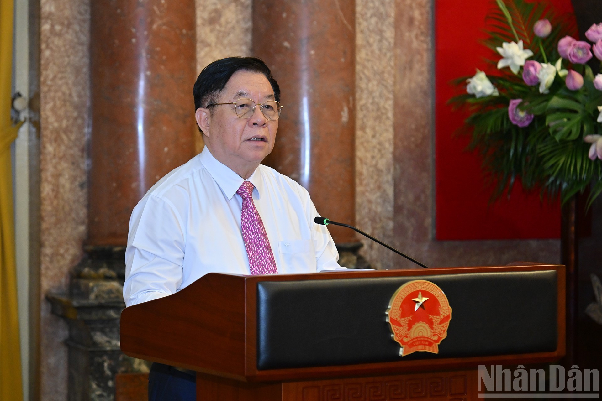 El jefe de la Comisión de Propaganda y Movilización de Masas del Comité Central del Partido, Nguyen Trong Nghia, en su discurso.