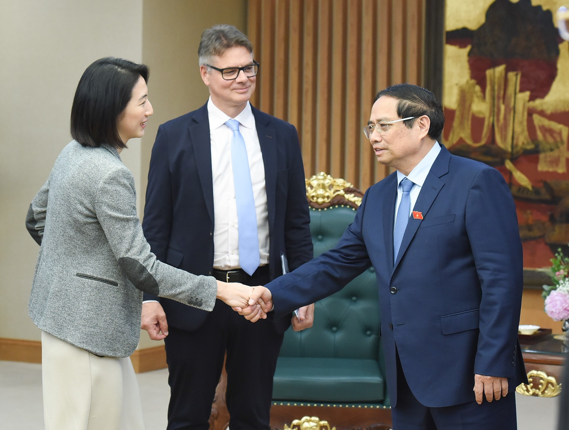 El jefe de Gobierno recibe a miembros de la delegación de Colin.
