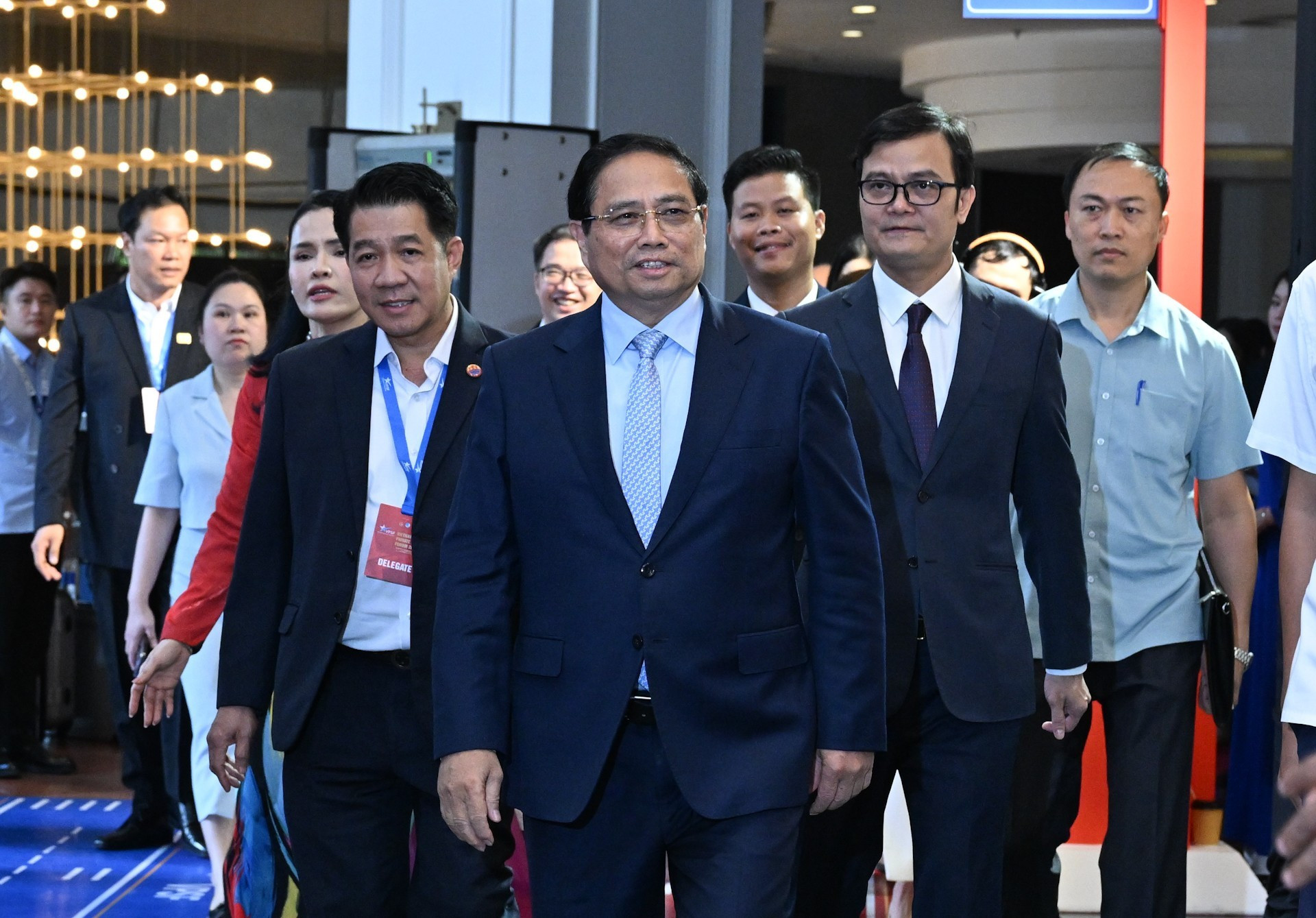 El jefe de Gobierno llega al evento.