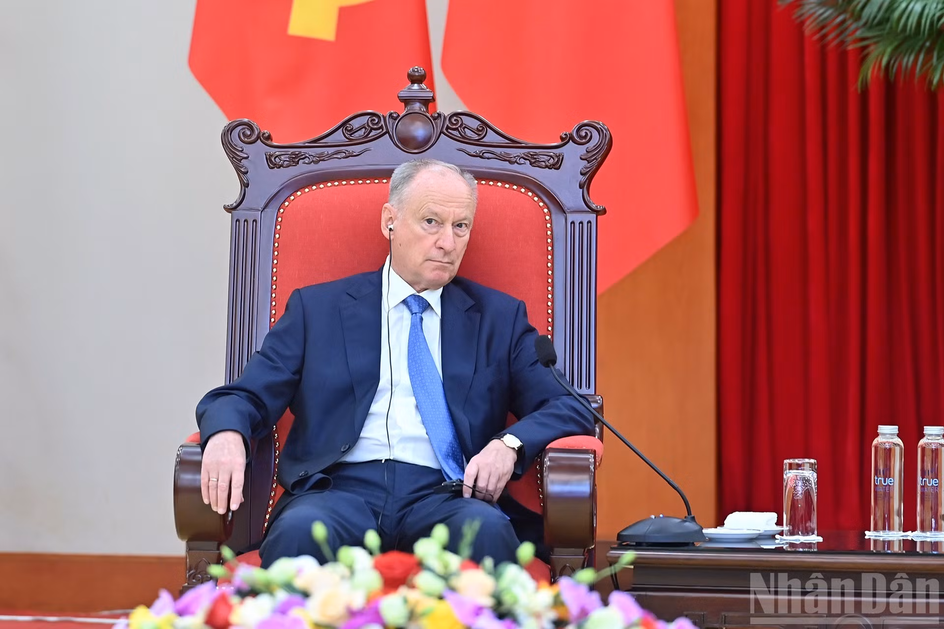 El asistente del presidente ruso y jefe del Consejo Marítimo de la Federación de Rusia, Nikolai Patrushev, habla en la reunión.