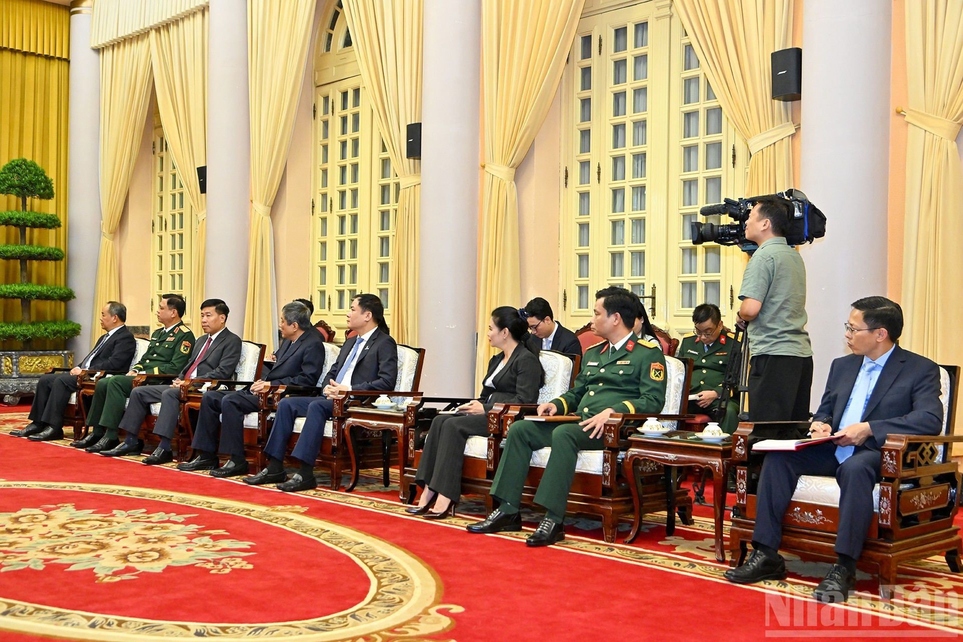 Delegados vietnamitas en la reunión.