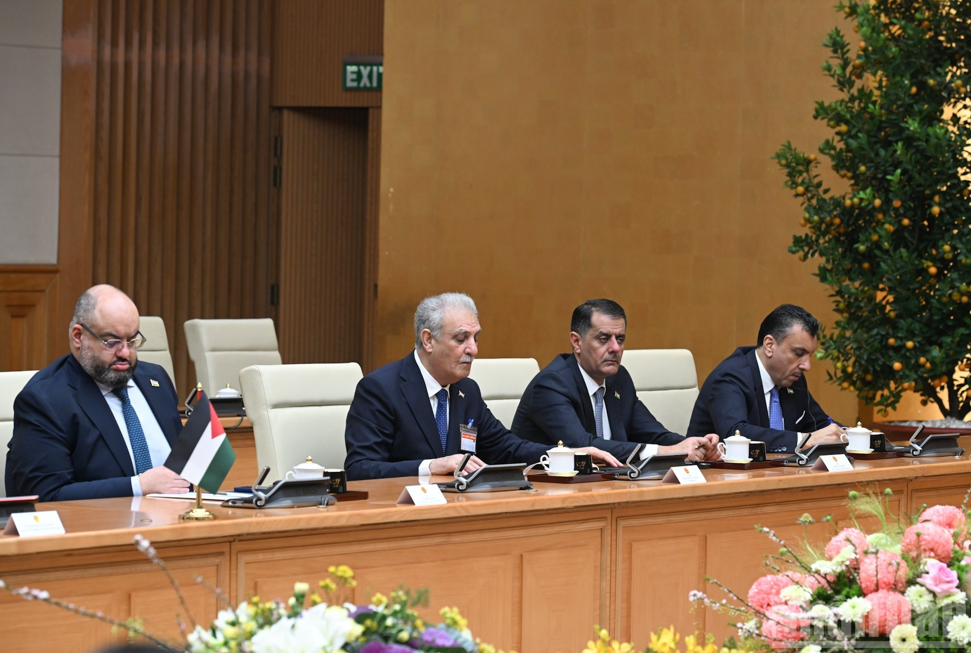 Miembros de la delegación jordana.