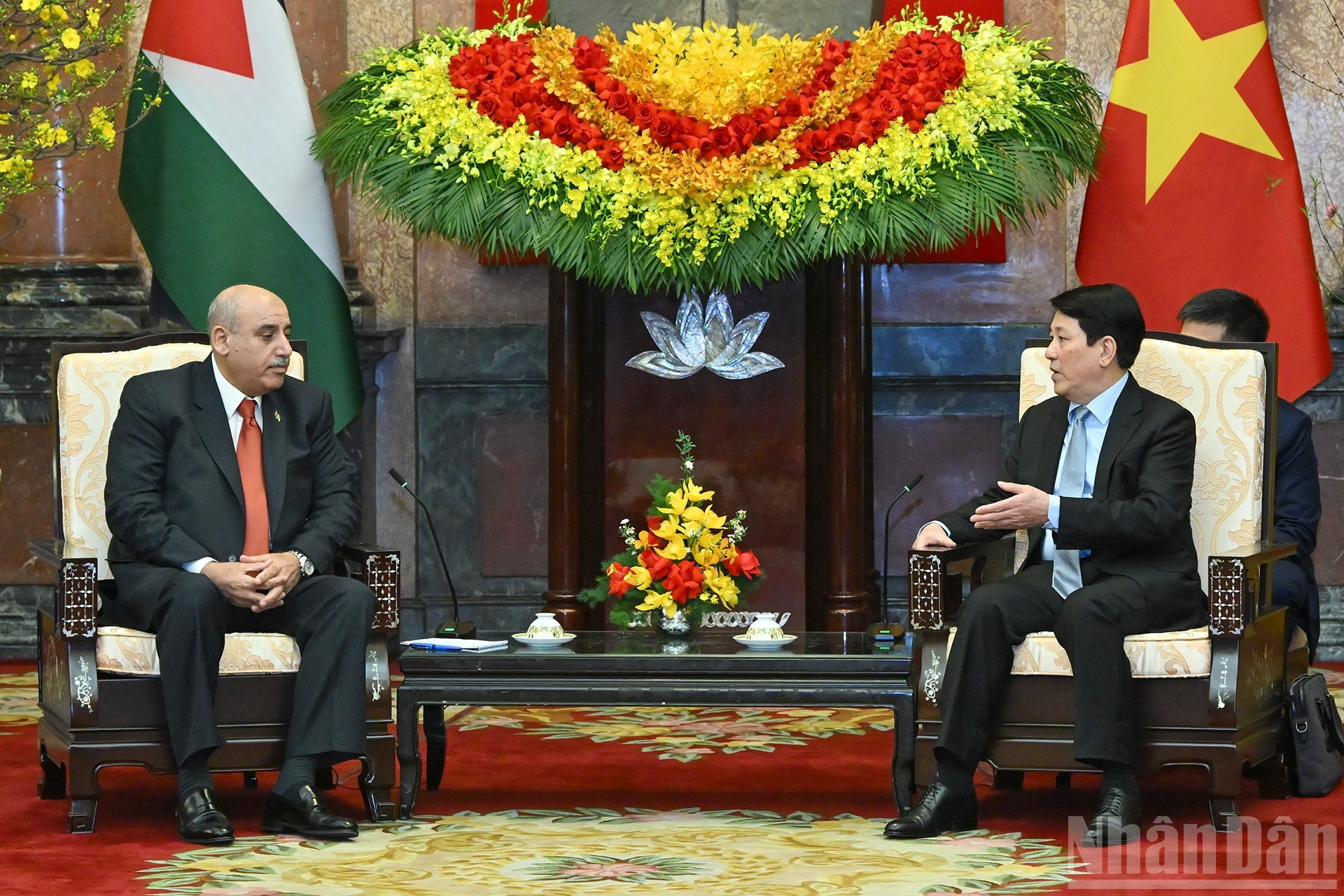 Escena de la reunión.