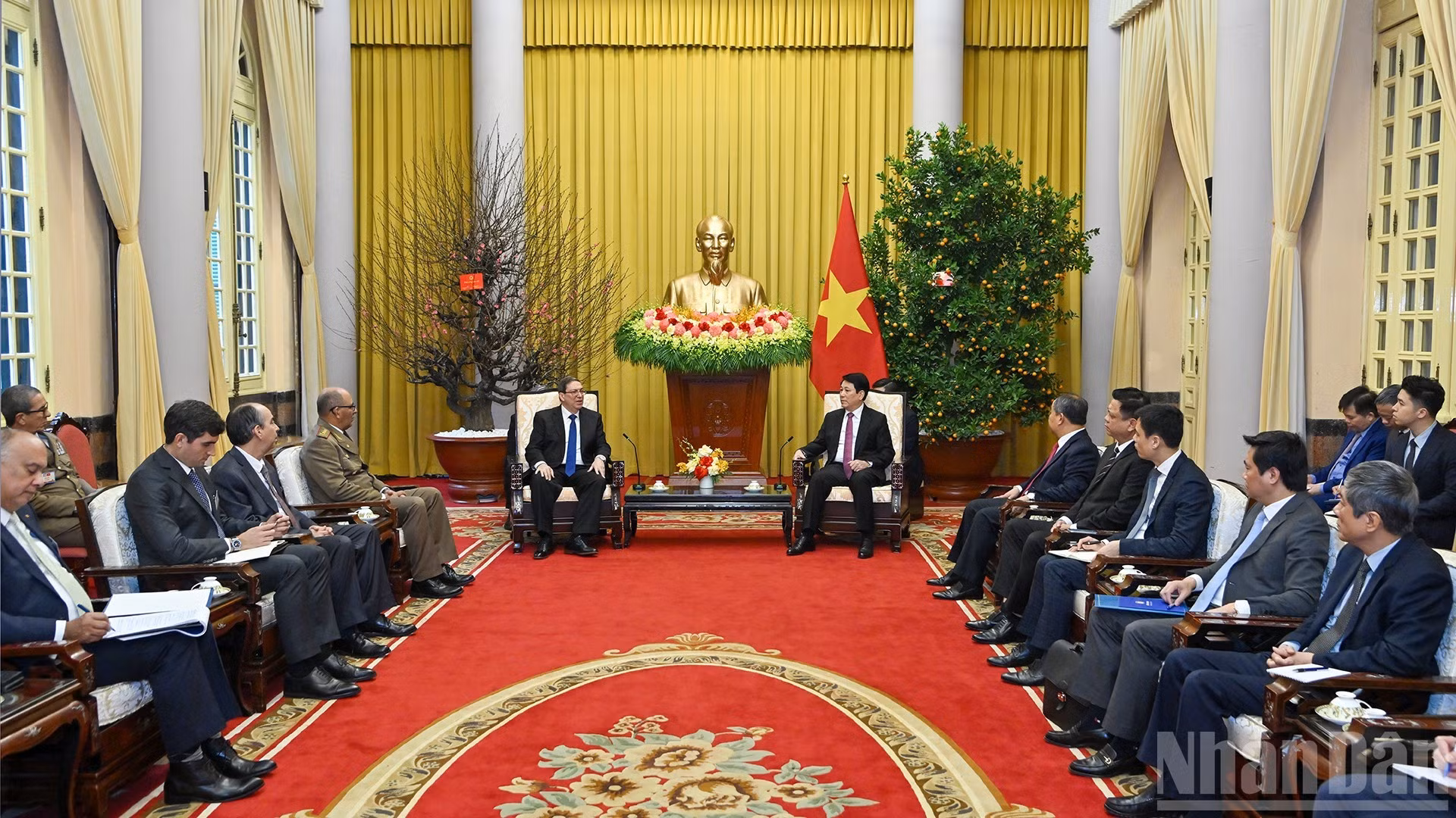 [Foto] Presidente vietnamita recibe al enviado especial del Partido y del Estado de Cuba