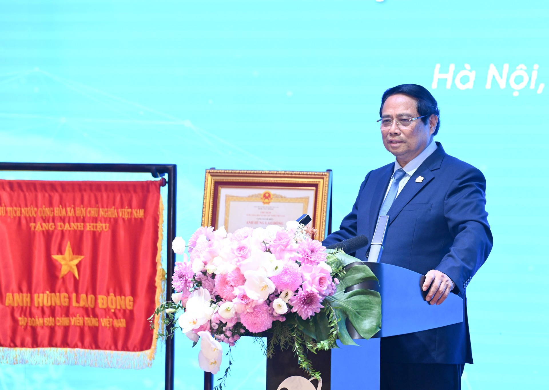 El primer ministro Pham Minh Chinh da palabras. El primer ministro Pham Minh Chinh da palabras.
