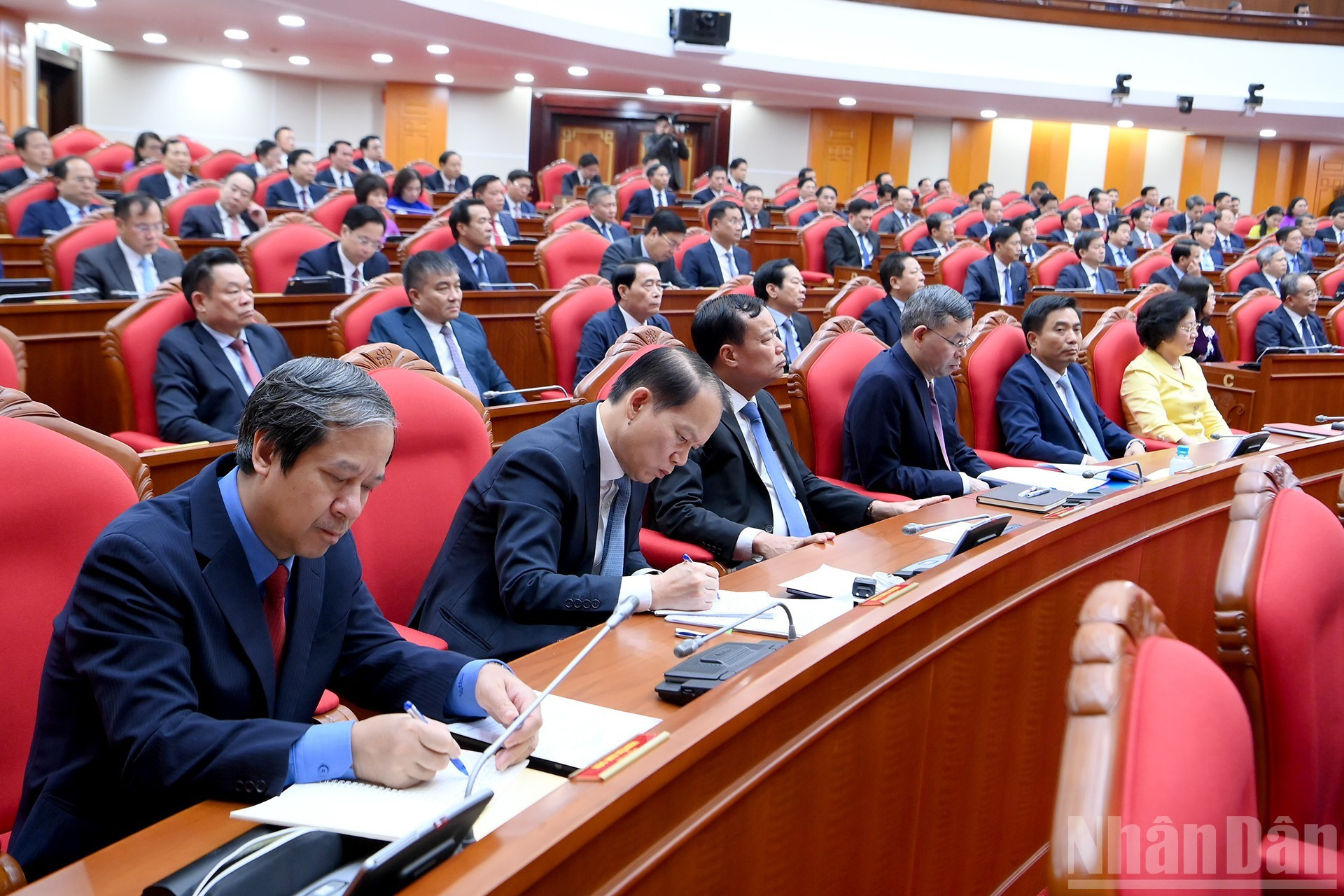 Delegados a la sesión de clausura.