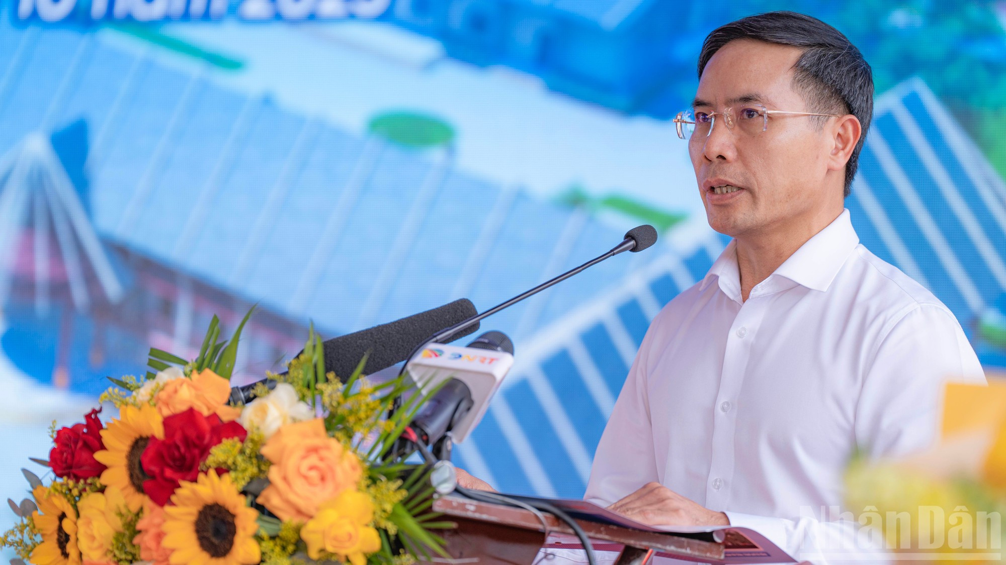 El presidente del Comité Popular de Da Nang, Pham Duc An, habla en el acto. El presidente del Comité Popular de Da Nang, Pham Duc An, habla en el acto.