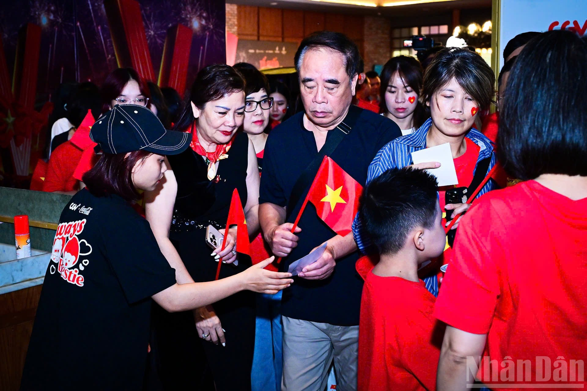 Asistentes al estreno.