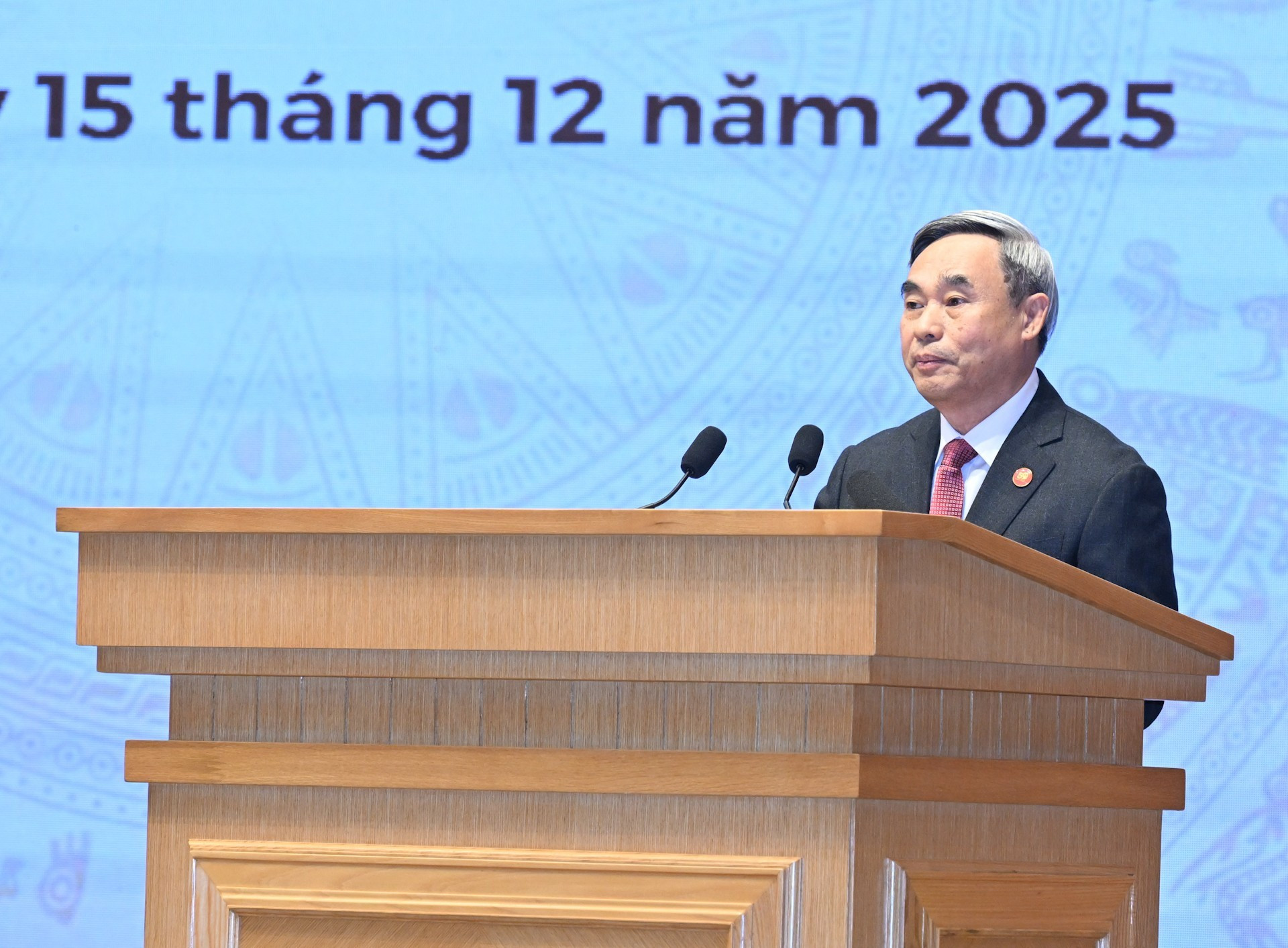 El ex viceministro de Relaciones Exteriores y presidente del Comité Nacional de Fronteras, Ho Xuan Son, en su discurso.