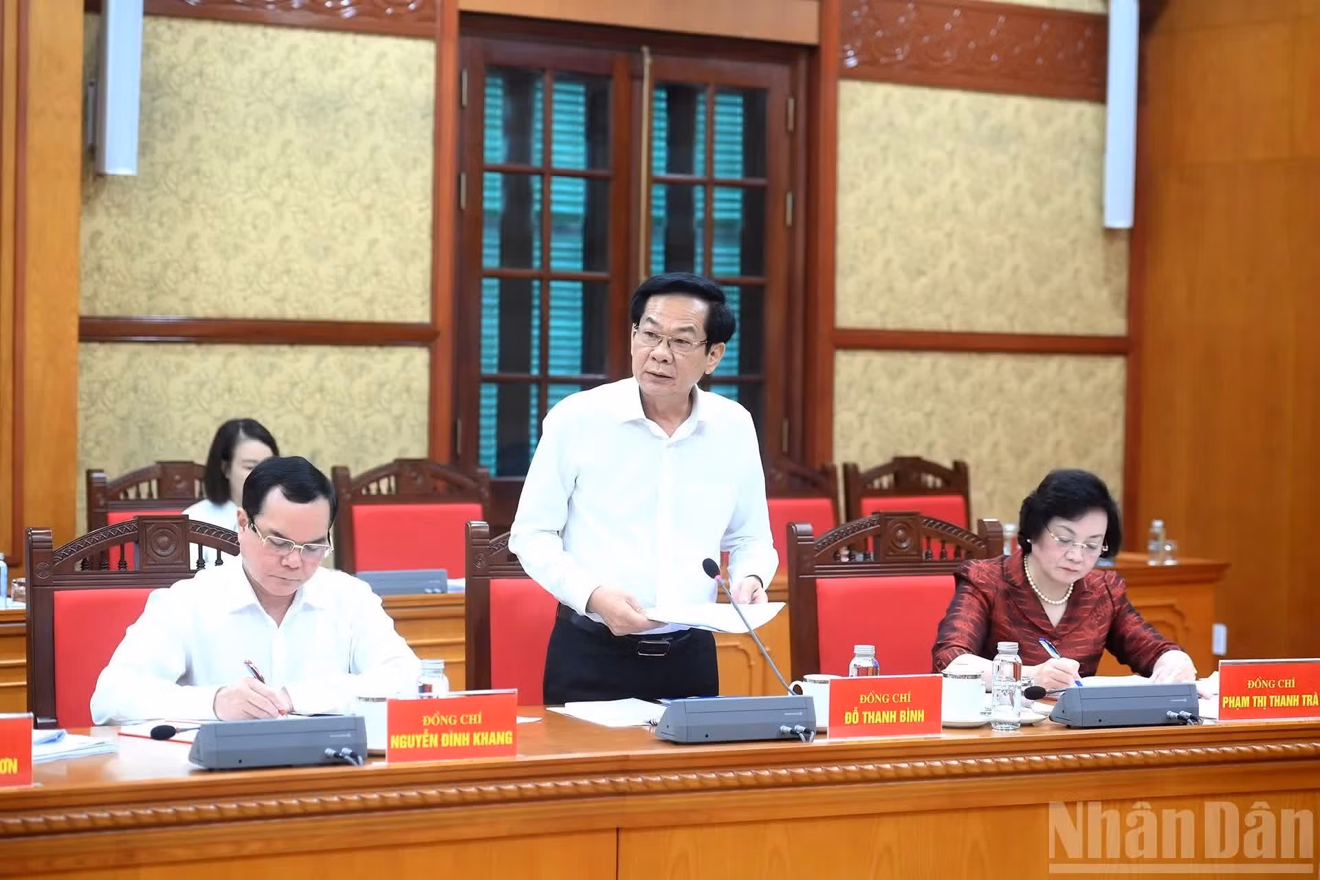 El ministro del Interior, Do Thanh Binh, presenta un informe.