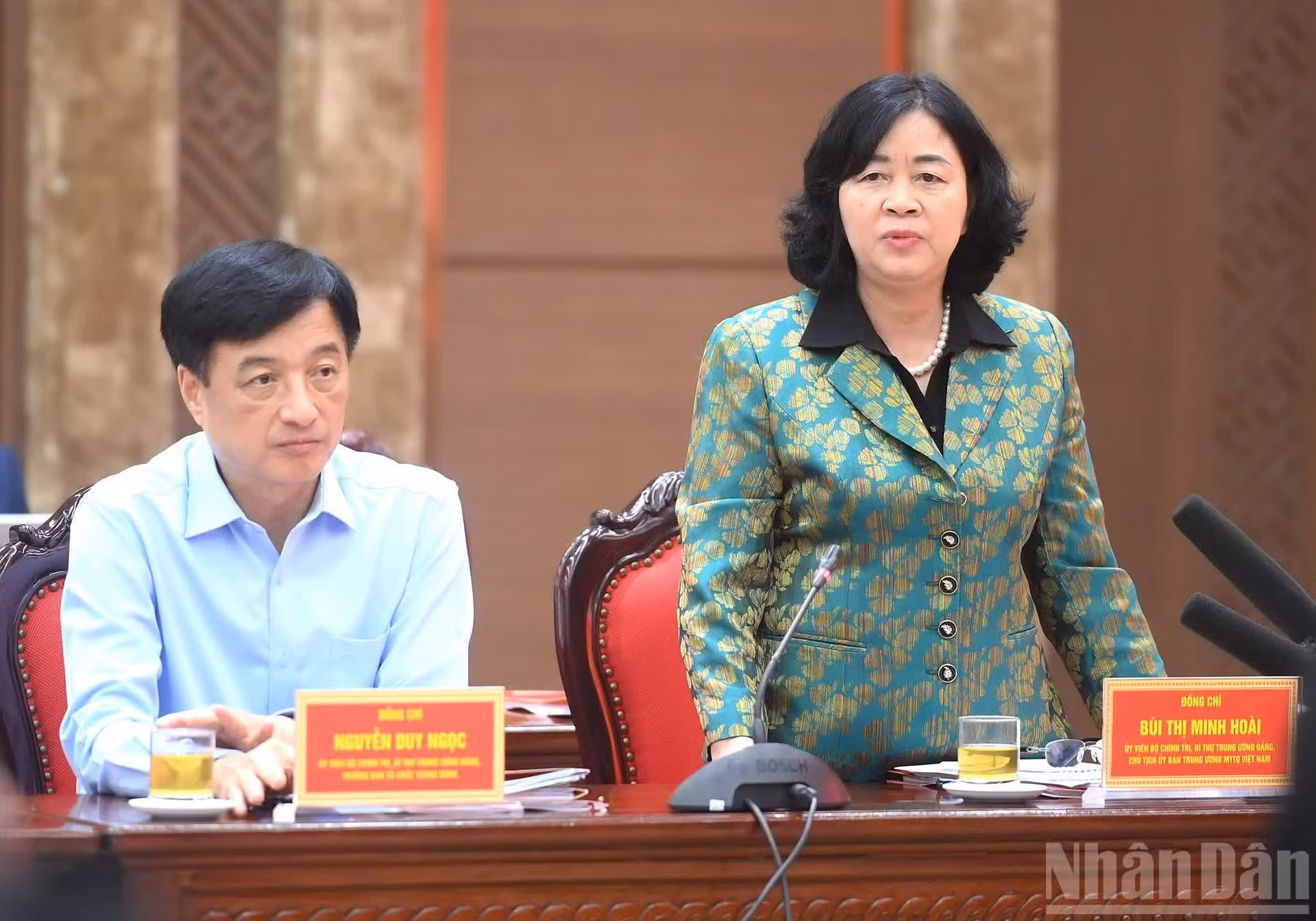 Bui Thi Minh Hoai, miembro del Buró Político del Comité Central del PCV, secretaria del Comité Central del PCV y presidenta del Comité Central del Frente de la Patria de Vietnam.