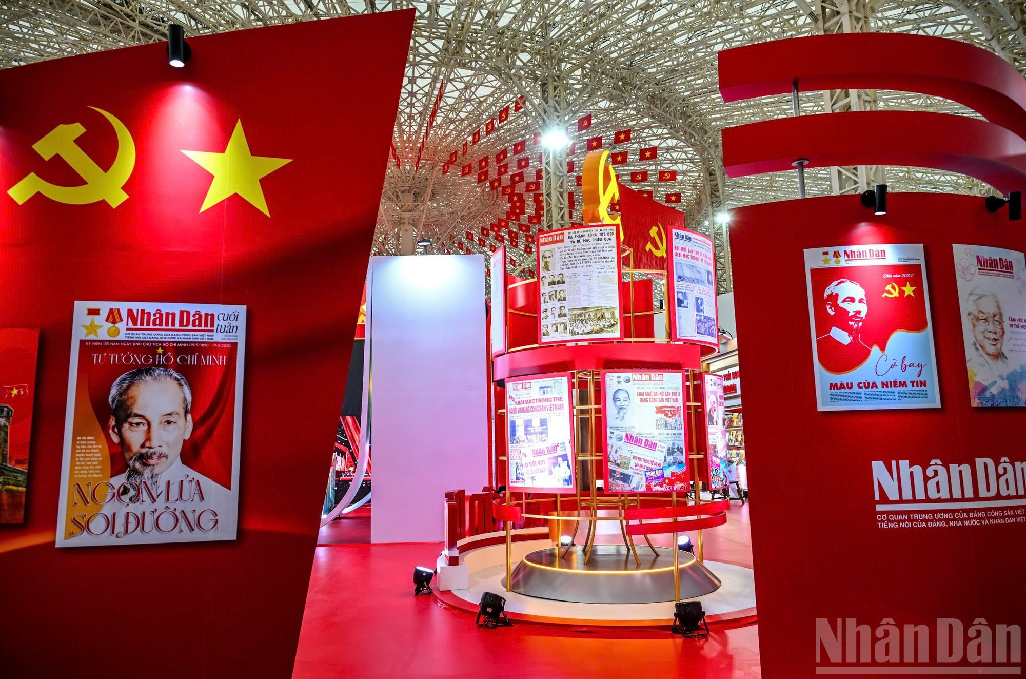 Los visitantes también serán invitados a indagar sobre la transformación digital, los productos de multimedia y multiplataforma, así como los productos y eventos de Nhan Dan que aplican la tecnología digital y la innovación, y su visión de desarrollo, entre otros contenidos.