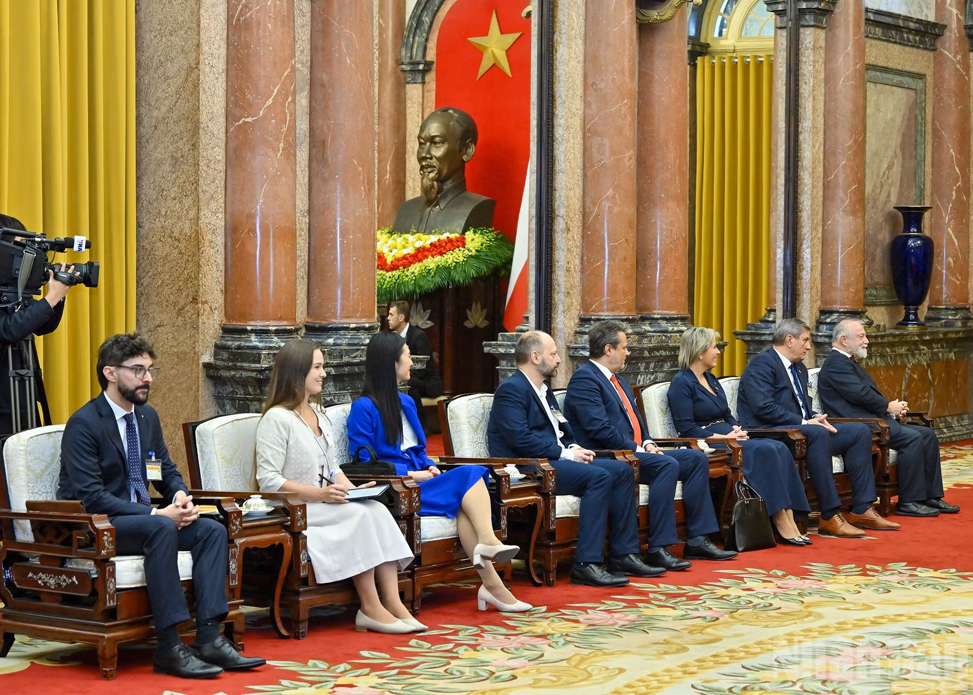 Miembros de la delegación del legislador checo.