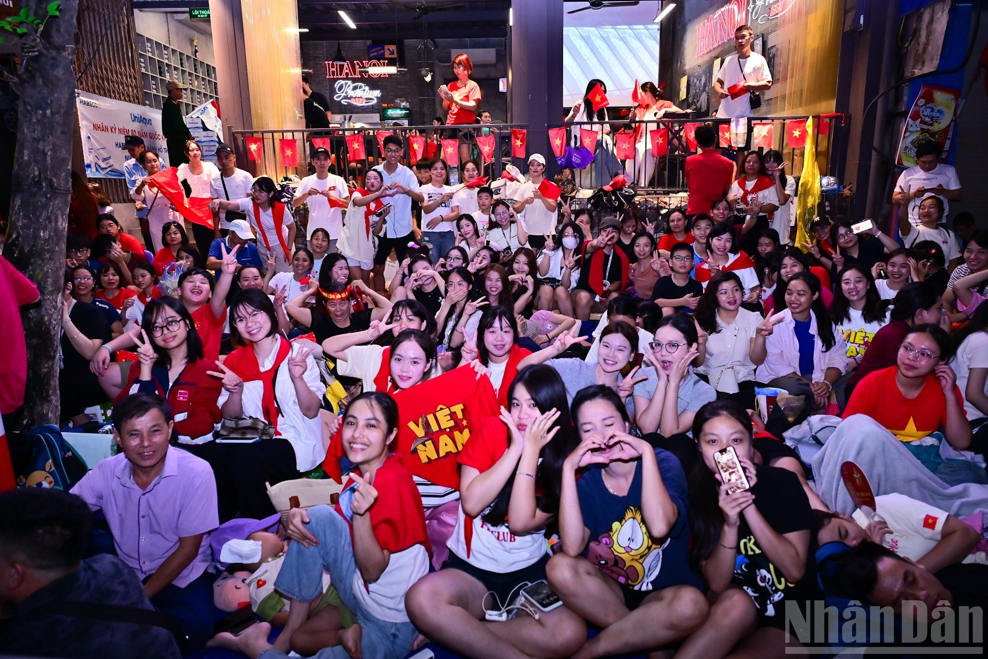 La magna cita ha conseguido despertar el orgullo nacional y los sentimientos patrióticos en numerosos jóvenes.