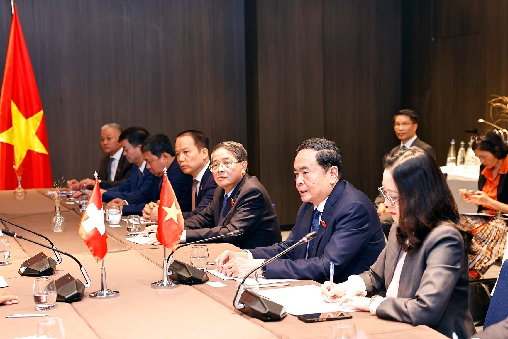 El presidente de la Asamblea Nacional de Vietnam, Tran Thanh Man, en su intervención. El presidente de la Asamblea Nacional de Vietnam, Tran Thanh Man, en su intervención.