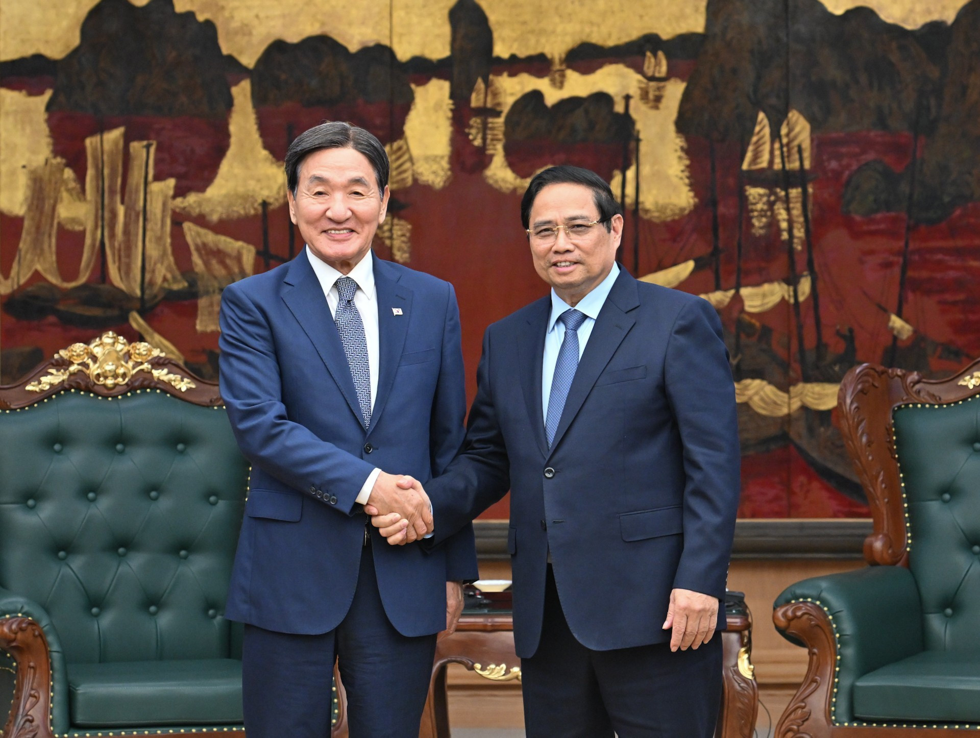 [Foto] Premier vietnamita se reúne con enviado especial del presidente de Corea del Sur