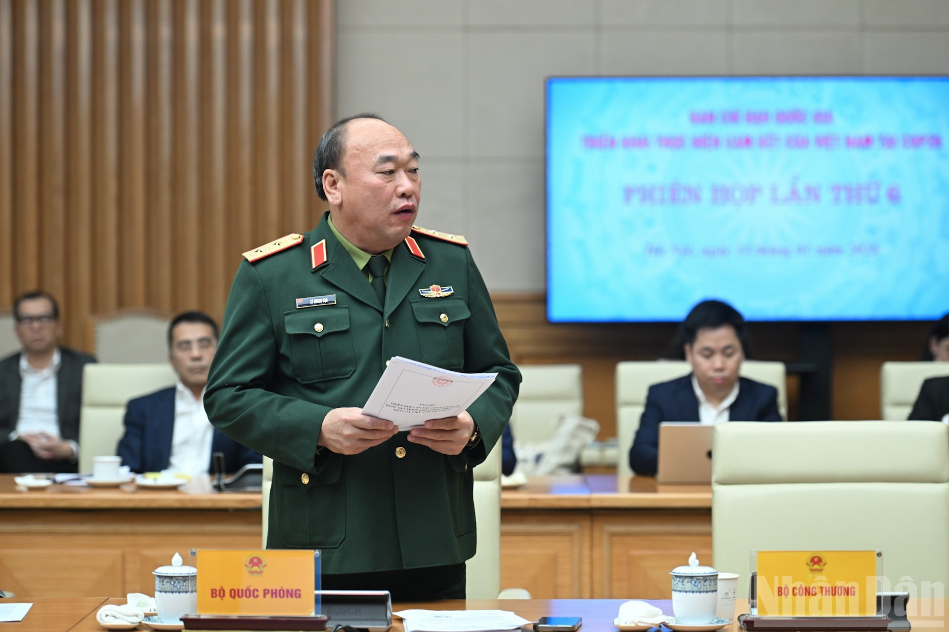 El general de división Le Quang Dao, subjefe del Estado Mayor General del Ejército Popular de Vietnam, en su intervención.