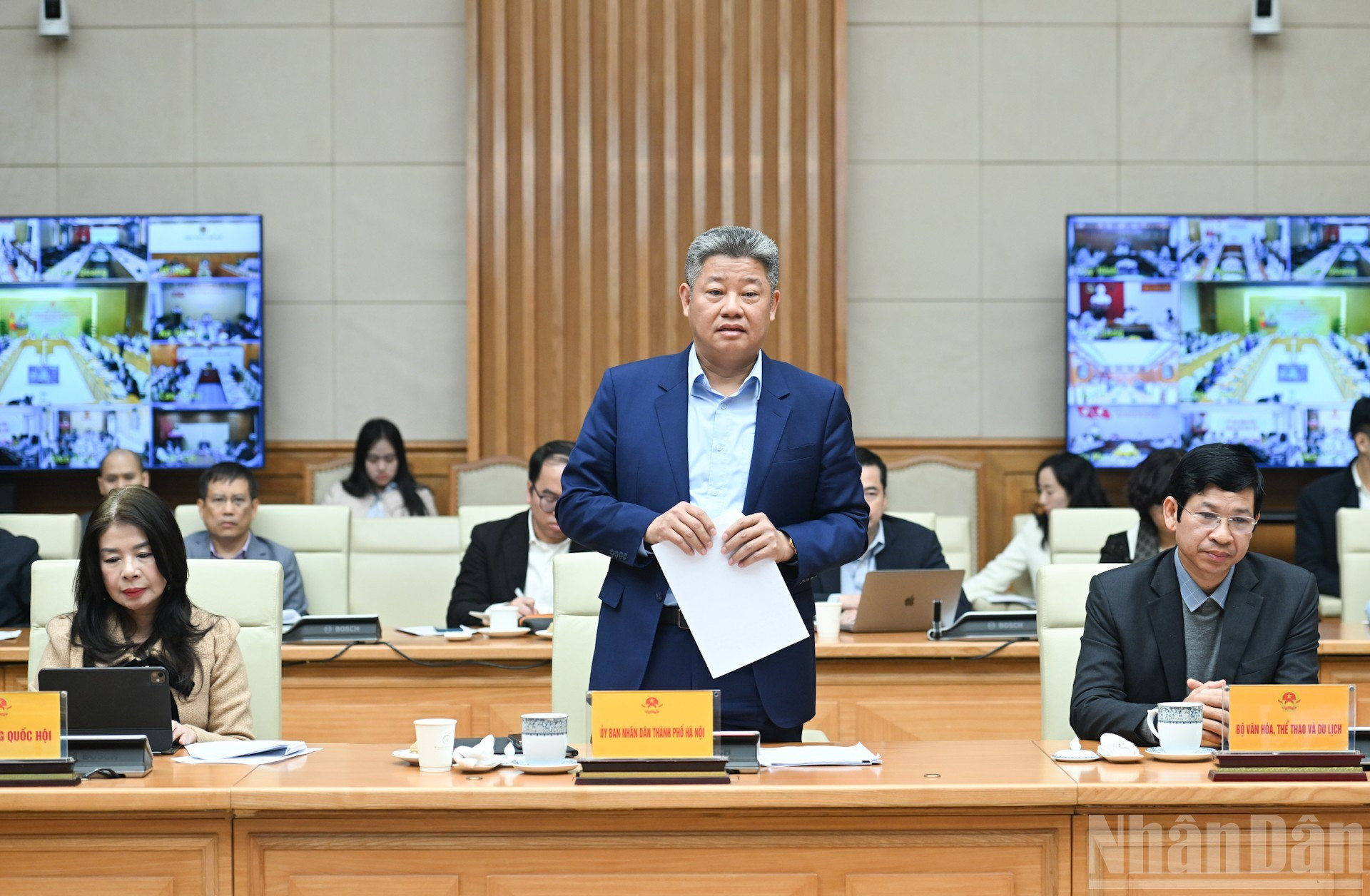 Nguyen Manh Quyen, vicepresidente del Comité Popular de Hanói, en su intervención.