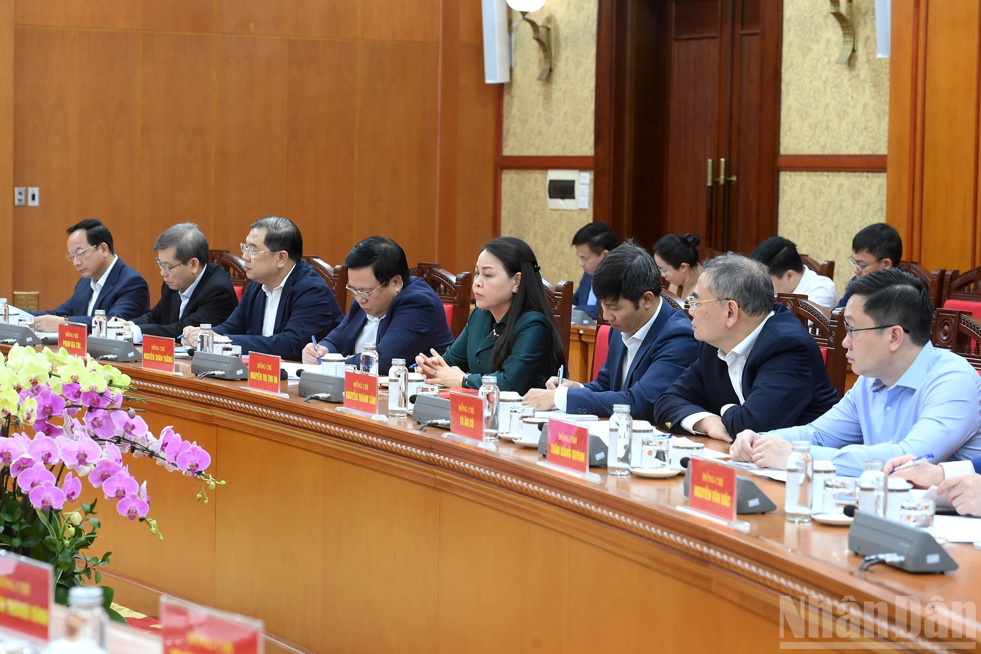 Delegados a la sesión.