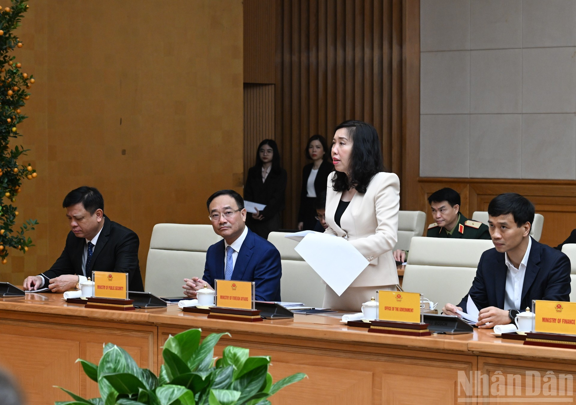 La viceministra de Relaciones Exteriores vietnamita Le Thi Thu Hang en su intervención.