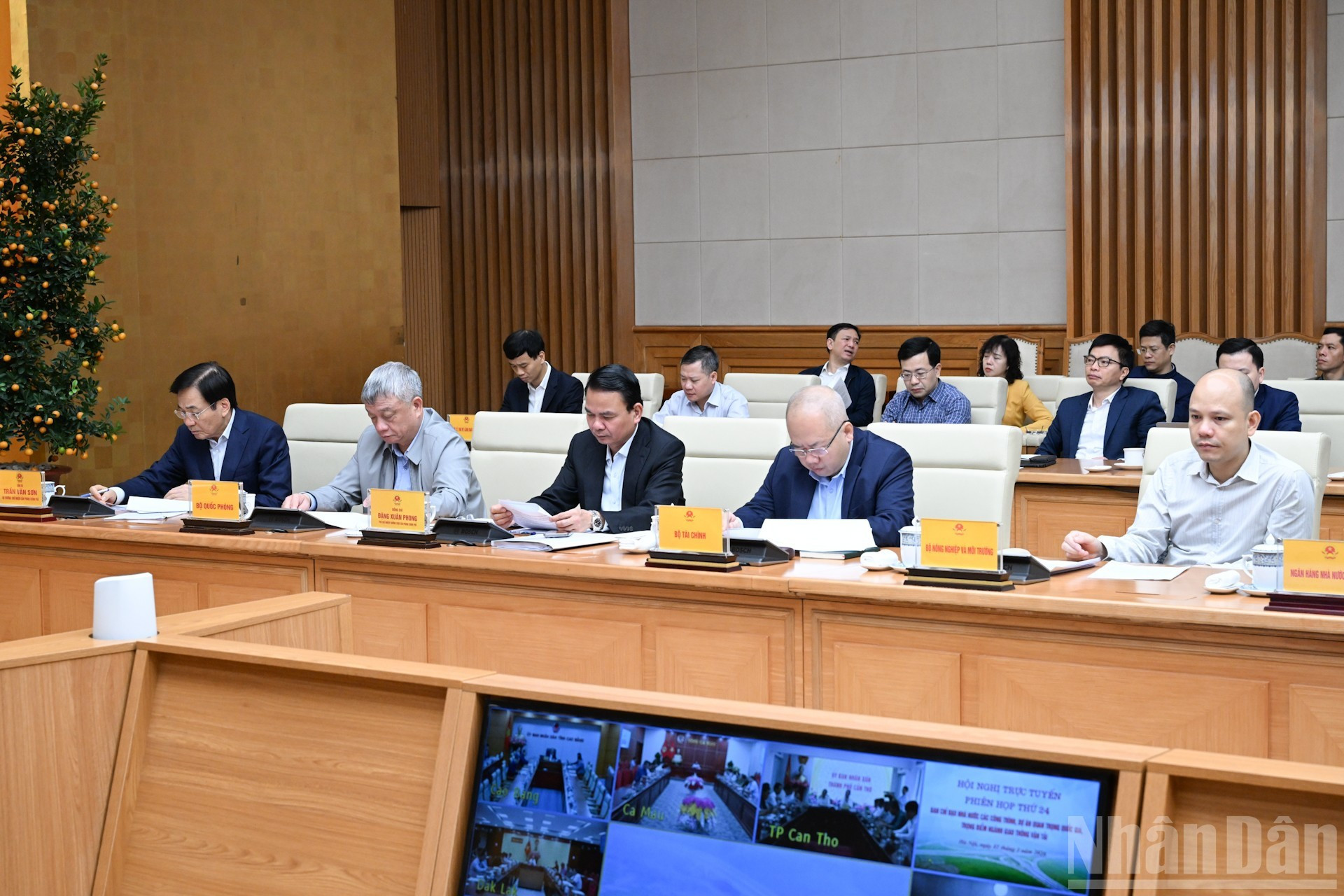 Delegados a la sesión.