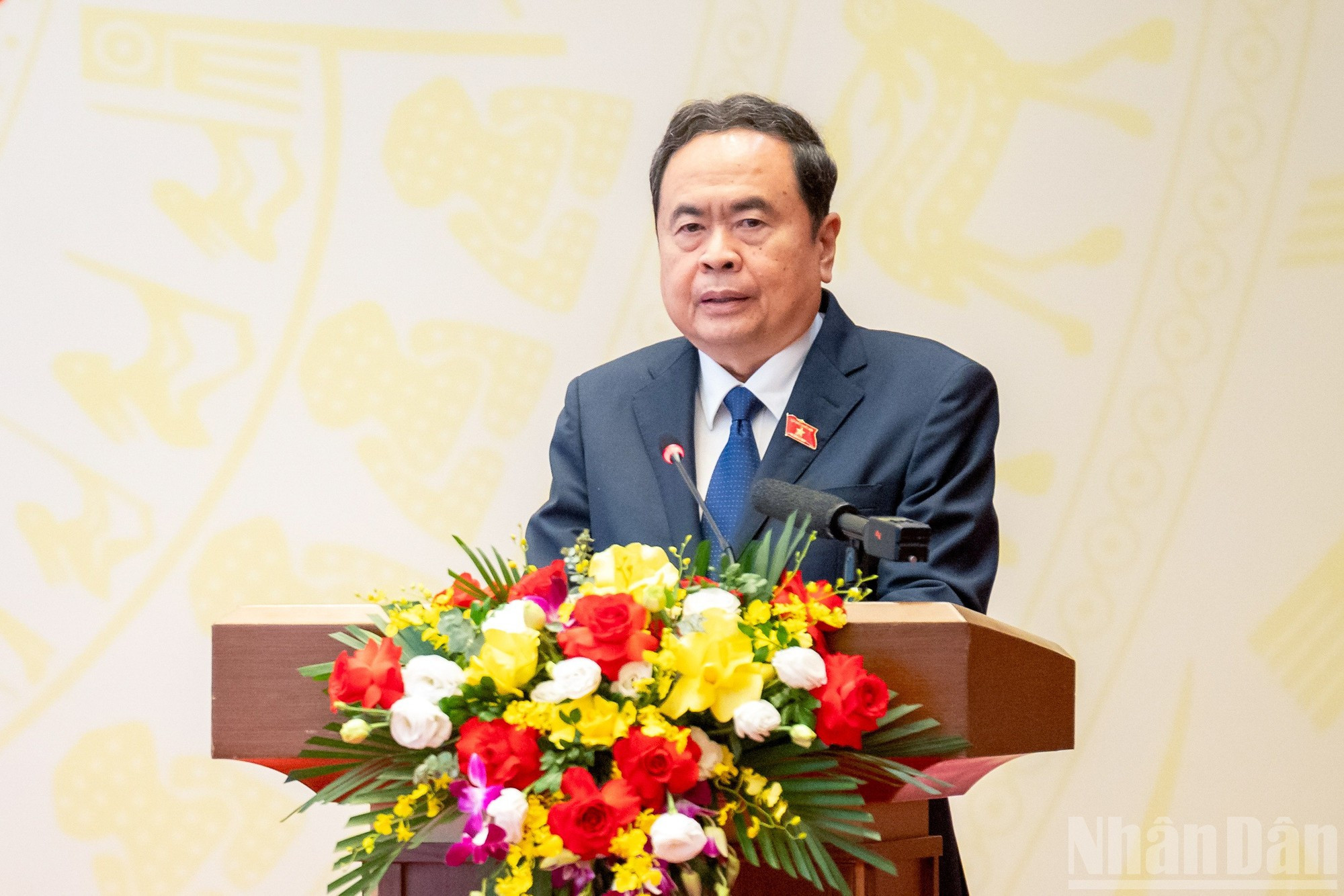 El presidente de la Asamblea Nacional y secretario del Comité del Partido Comunista de Vietnam en la entidad, Tran Thanh Man, pronuncia conclusiones de la conferencia.