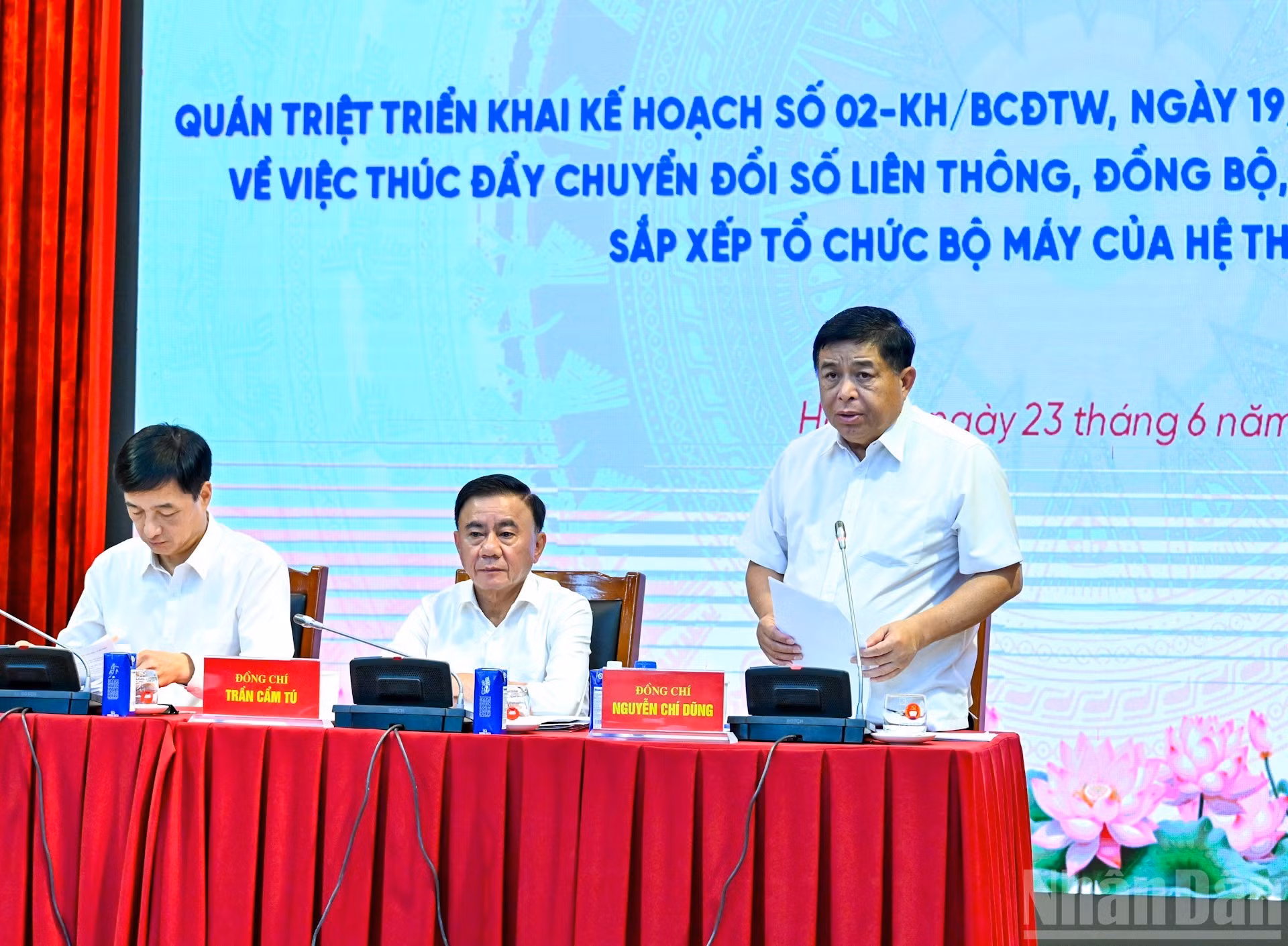 El vice primer ministro Nguyen Chi Dung.