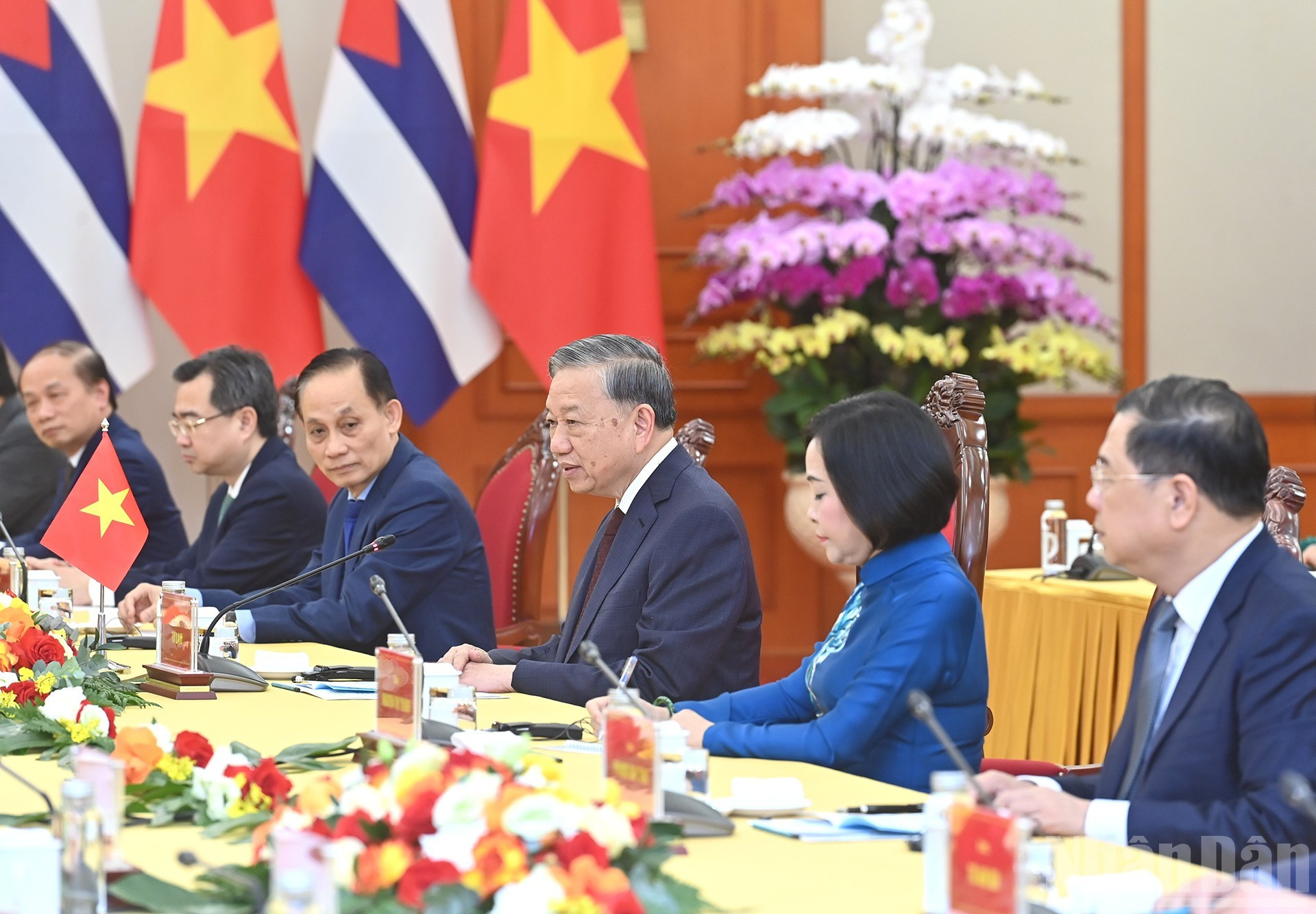 El secretario general del Partido Comunista de Vietnam, To Lam, interviene en la cita.