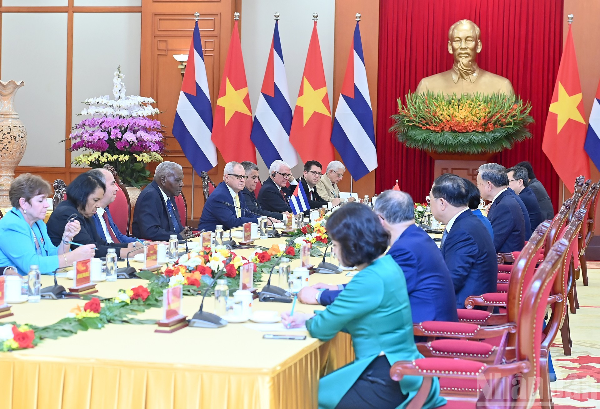 Vista de la reunión entre los dos dirigentes.