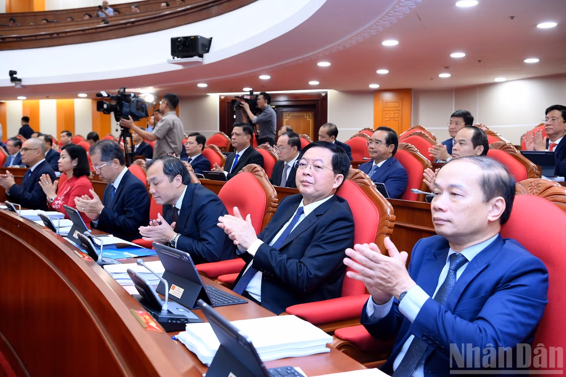 Delegados al decimotercer pleno del Comité Central del PCV del XIII mandato.