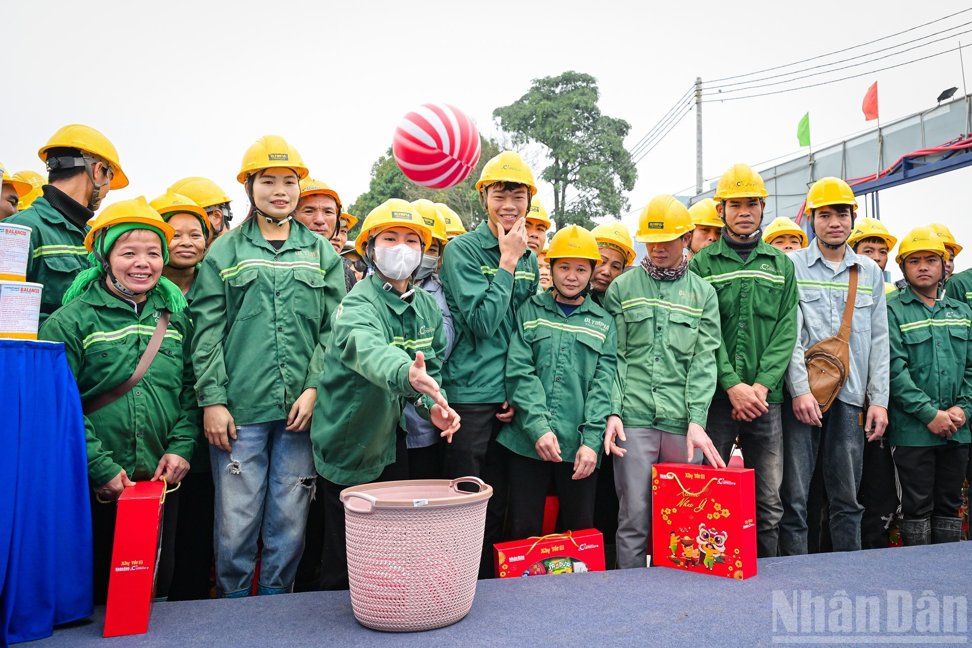 Antes, “Construyendo Tet 2026” se celebró en Ciudad Ho Chi Minh, la provincia de An Giang y muchos otros municipios.
