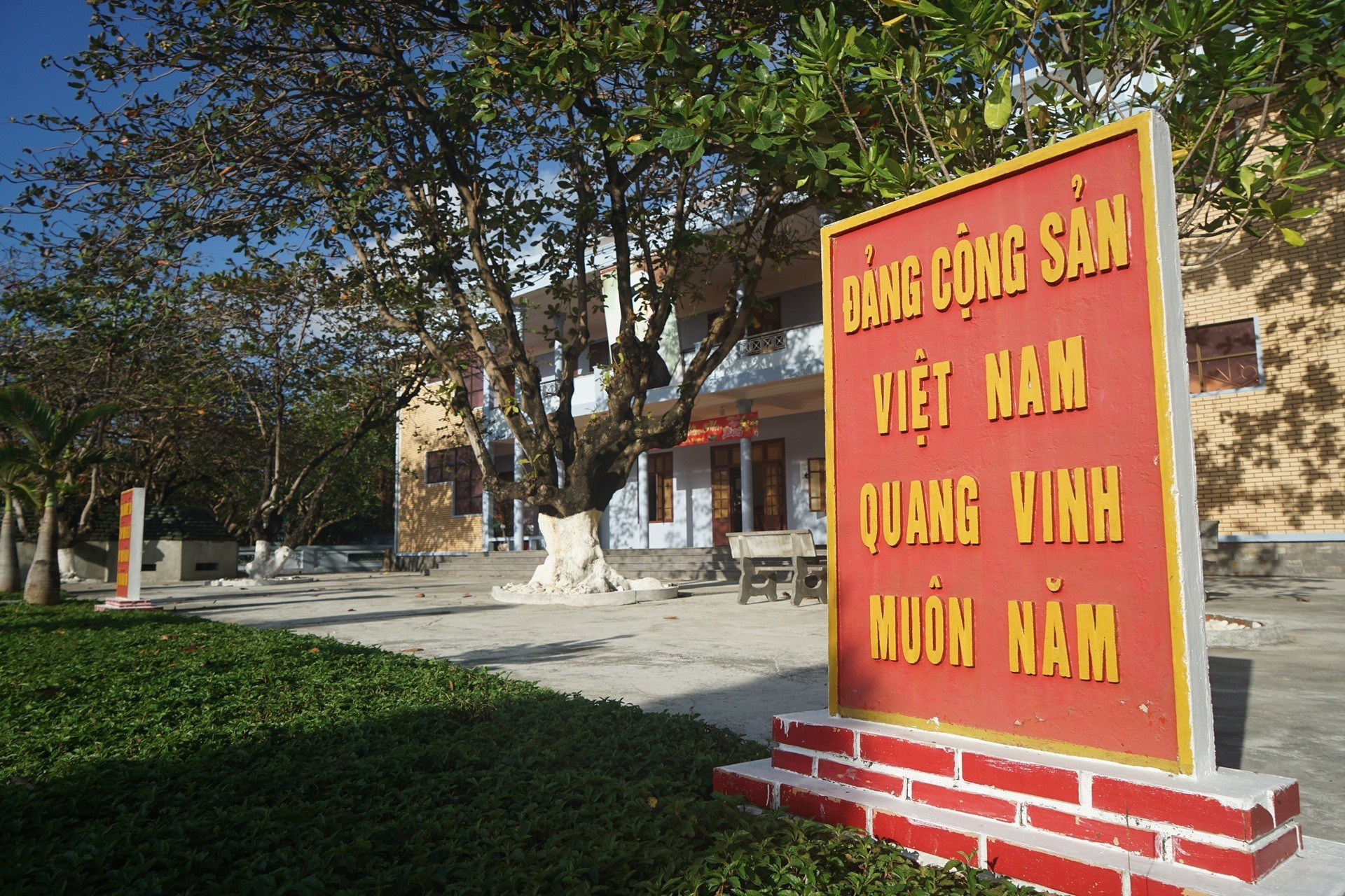 Con una profunda fe en el Partido, los isleños auguran que el congreso culminará con éxito y hará avanzar al país hacia una era de prosperidad, libertad y felicidad.