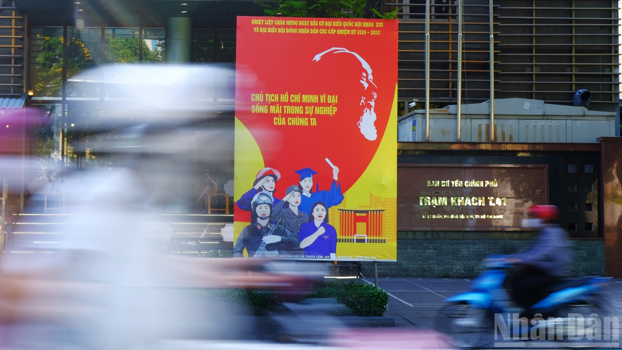 En las circunscripciones electorales de la metrópoli, los preparativos para la gran fecha se realizan con prisa y rigurosidad.