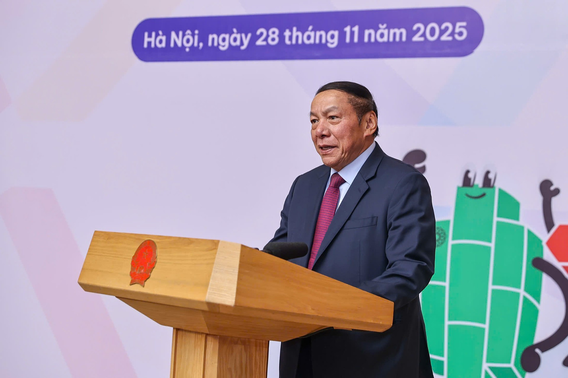 El ministro de Cultura, Deportes y Turismo, Nguyen Van Hung, en su intervención.