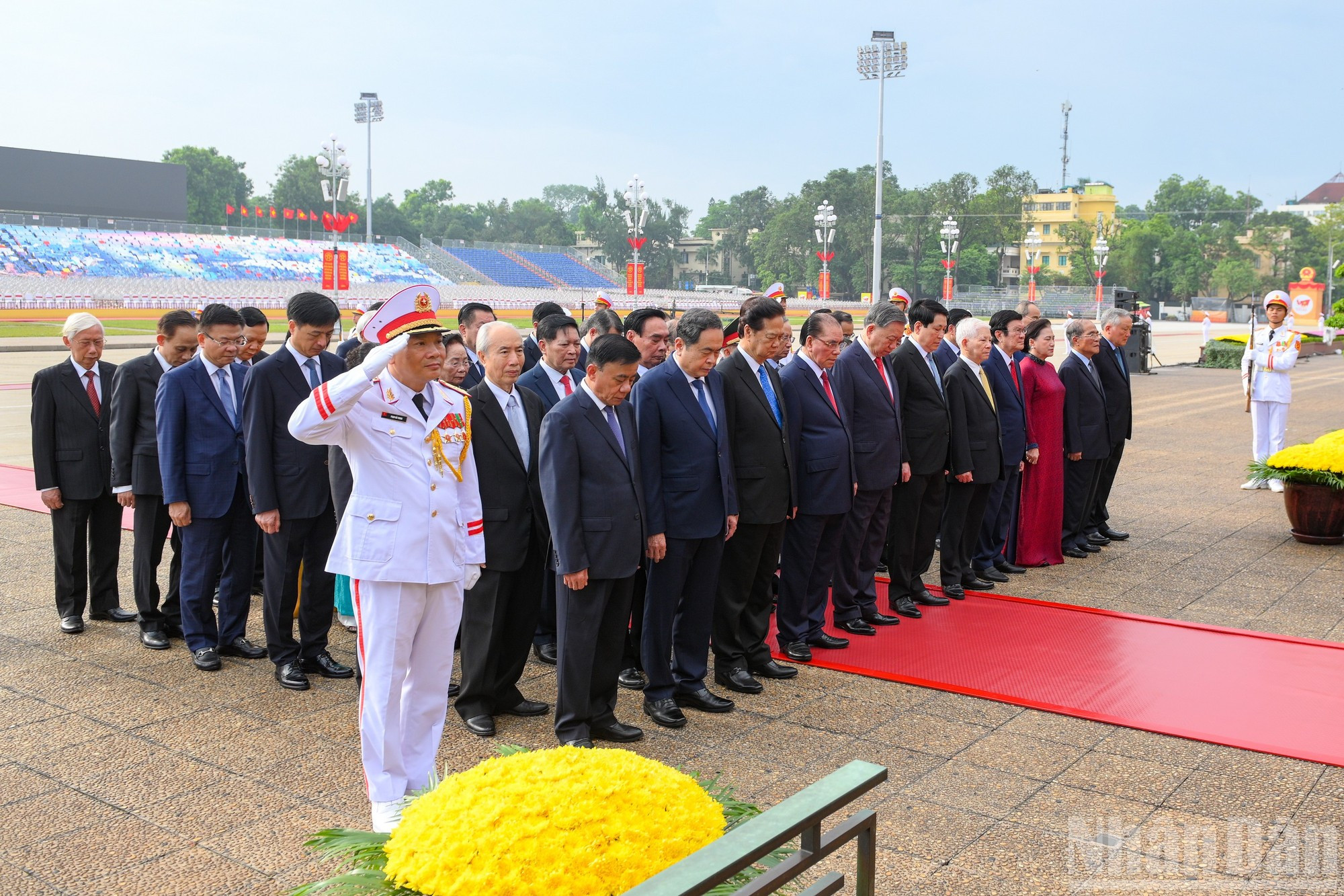 Integran esta delegación el secretario general del Partido Comunista de Vietnam, To Lam; el presidente de la República, Luong Cuong; y el presidente de la Asamblea Nacional, Tran Thanh Man. Integran esta delegación el secretario general del Partido Comunista de Vietnam, To Lam; el presidente de la República, Luong Cuong; y el presidente de la Asamblea Nacional, Tran Thanh Man.