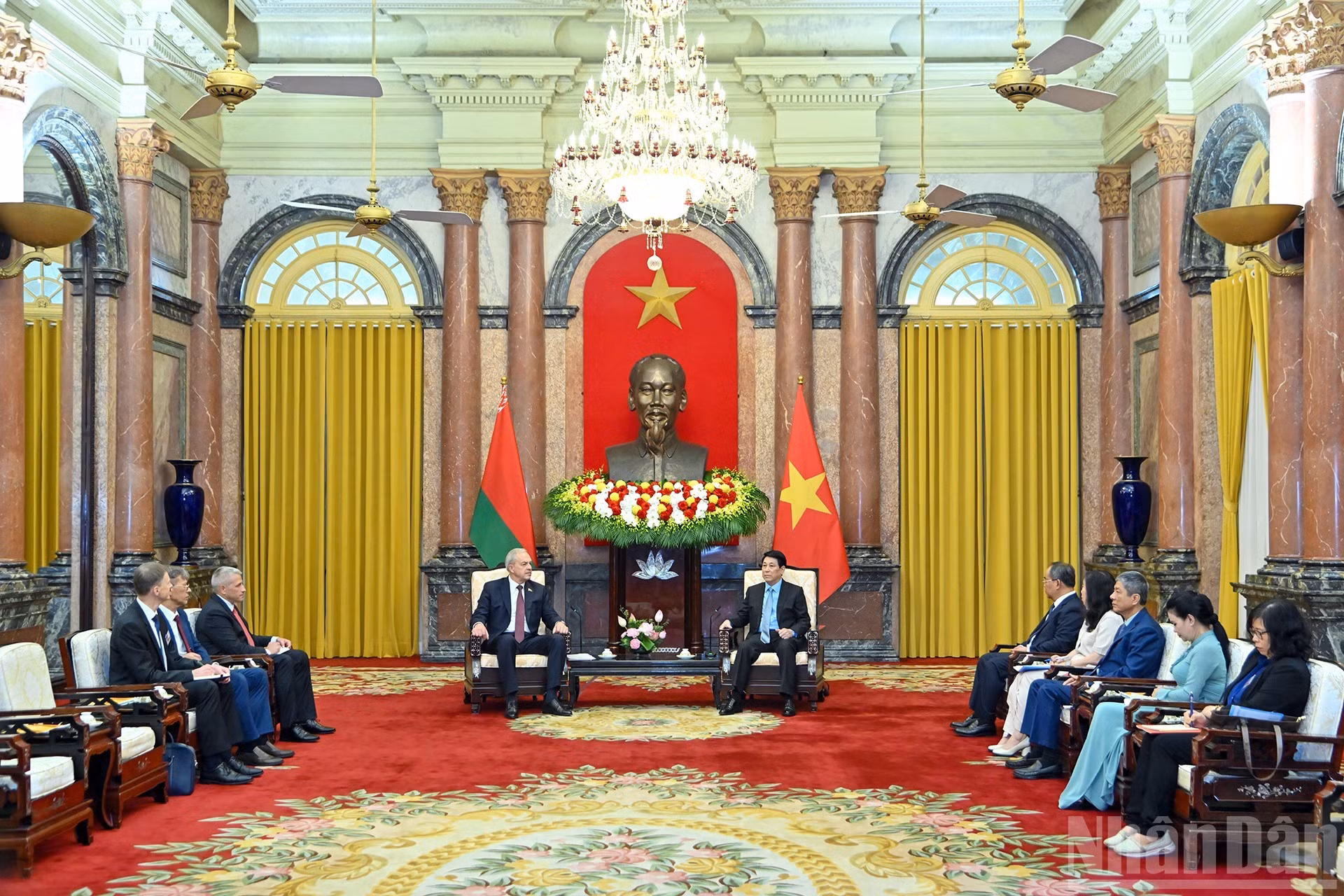 Panorama de la reunión.
