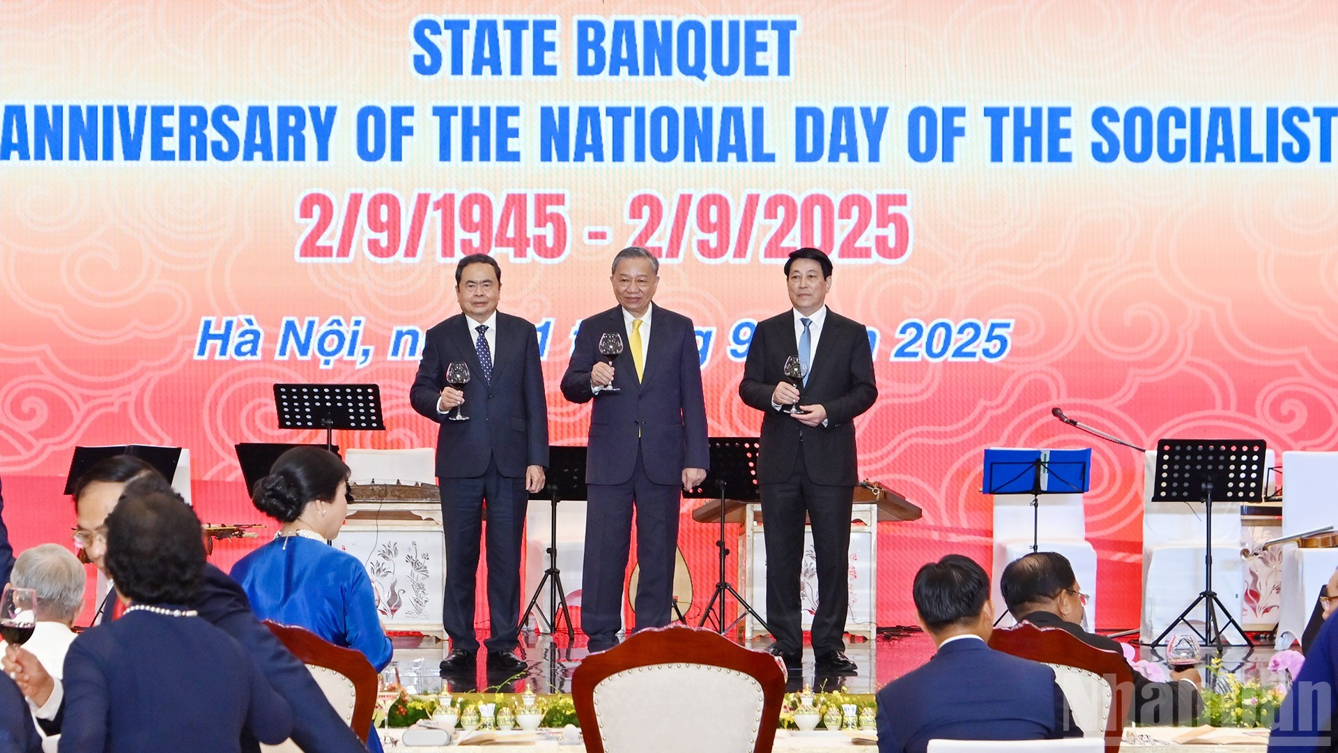 [Foto] Vietnam efectúa recepción solemne en ocasión del 80º aniversario del Día Nacional