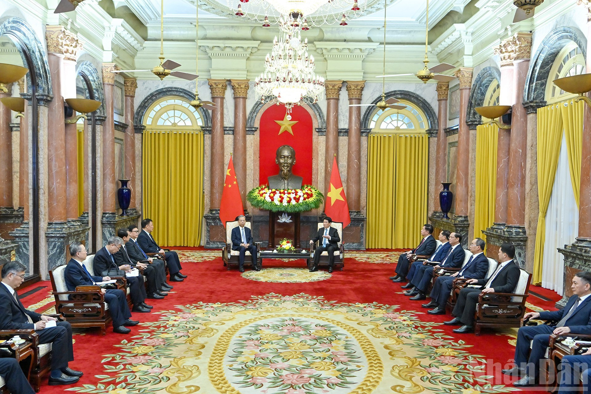 Panorama de la reunión.