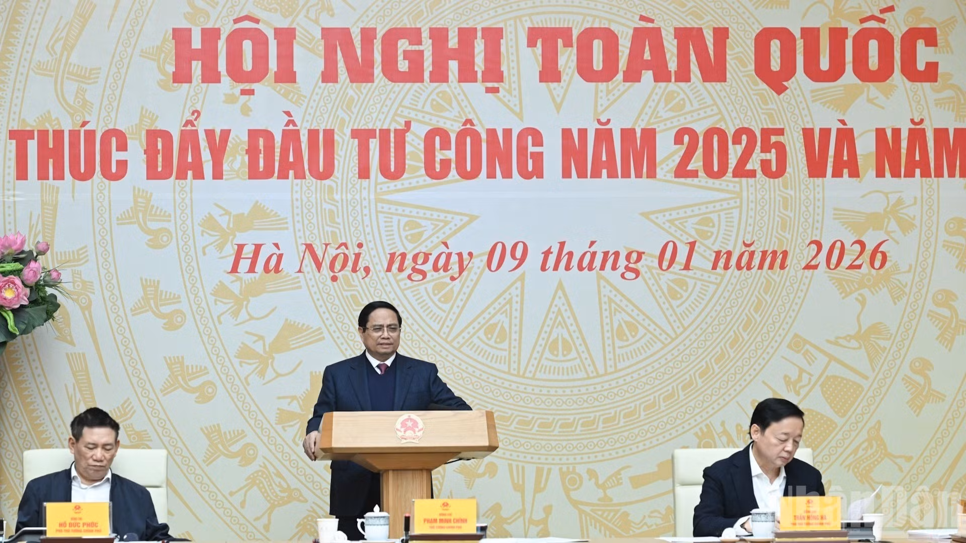El primer ministro de Vietnam, Pham Minh Chinh, ofrece directrices.