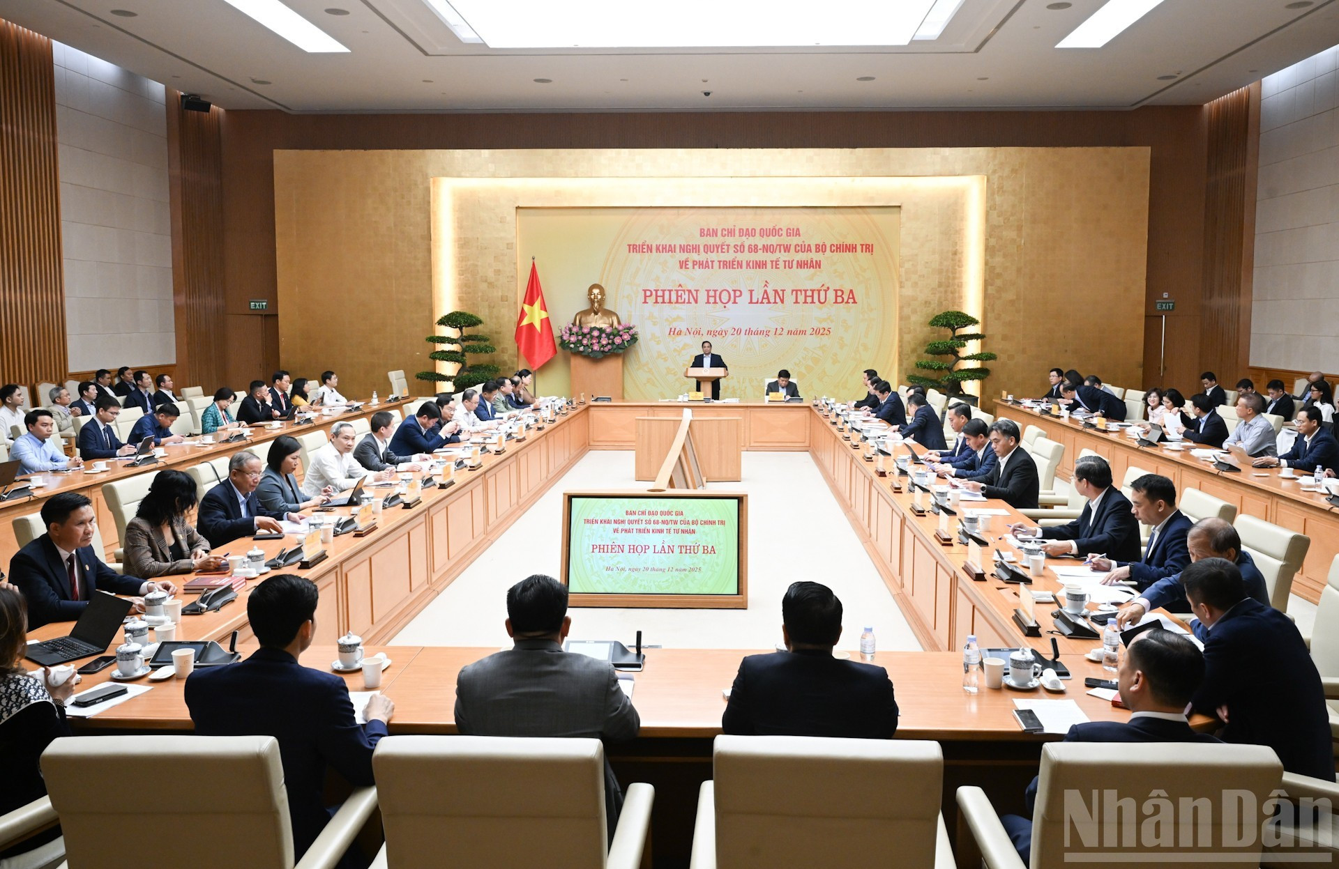 Panorama de la reunión.