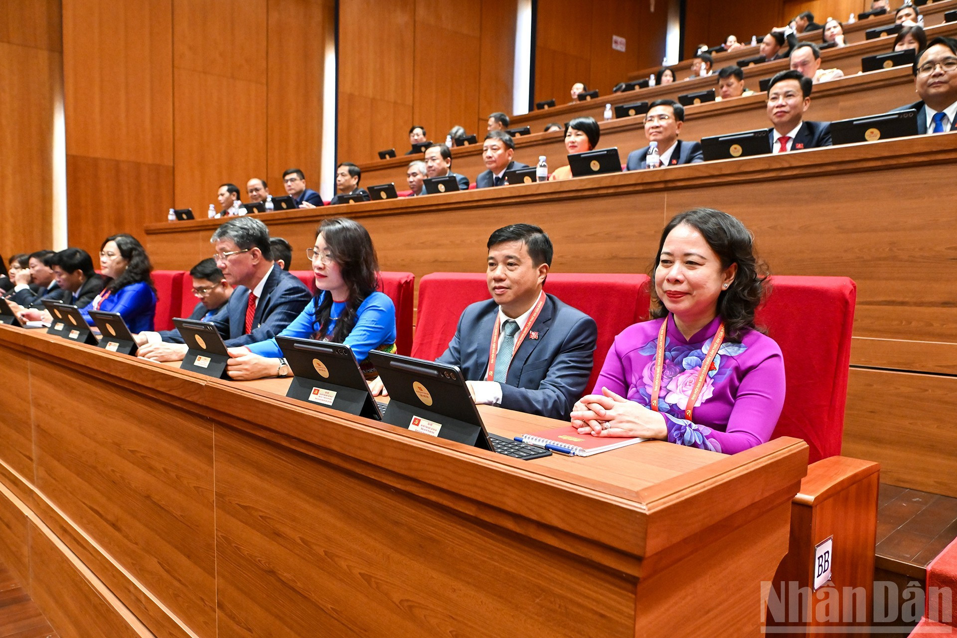 Delegados a la sesión.