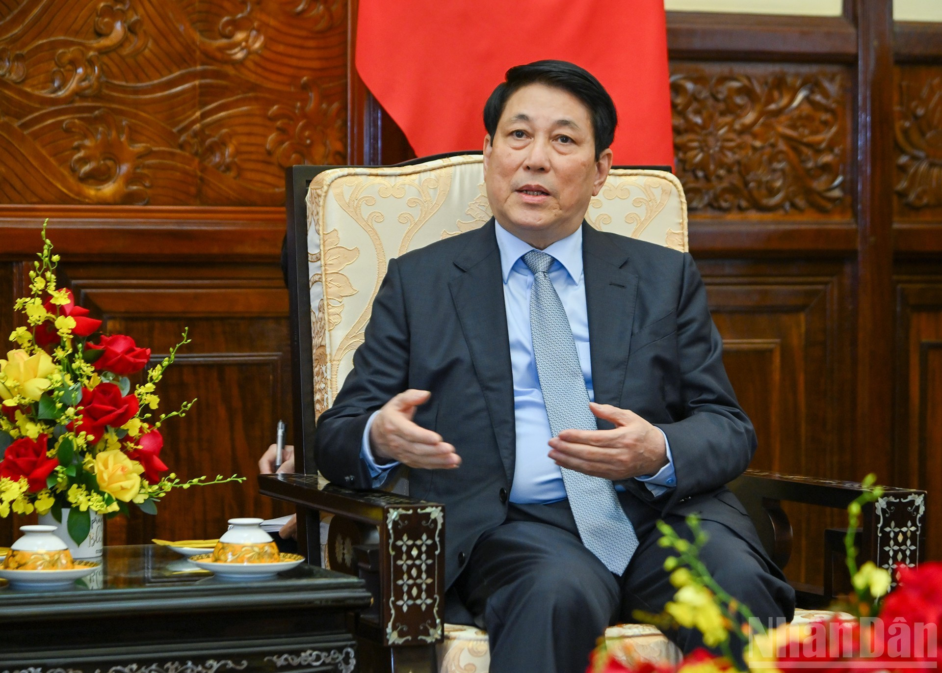 El presidente Luong Cuong da palabras.