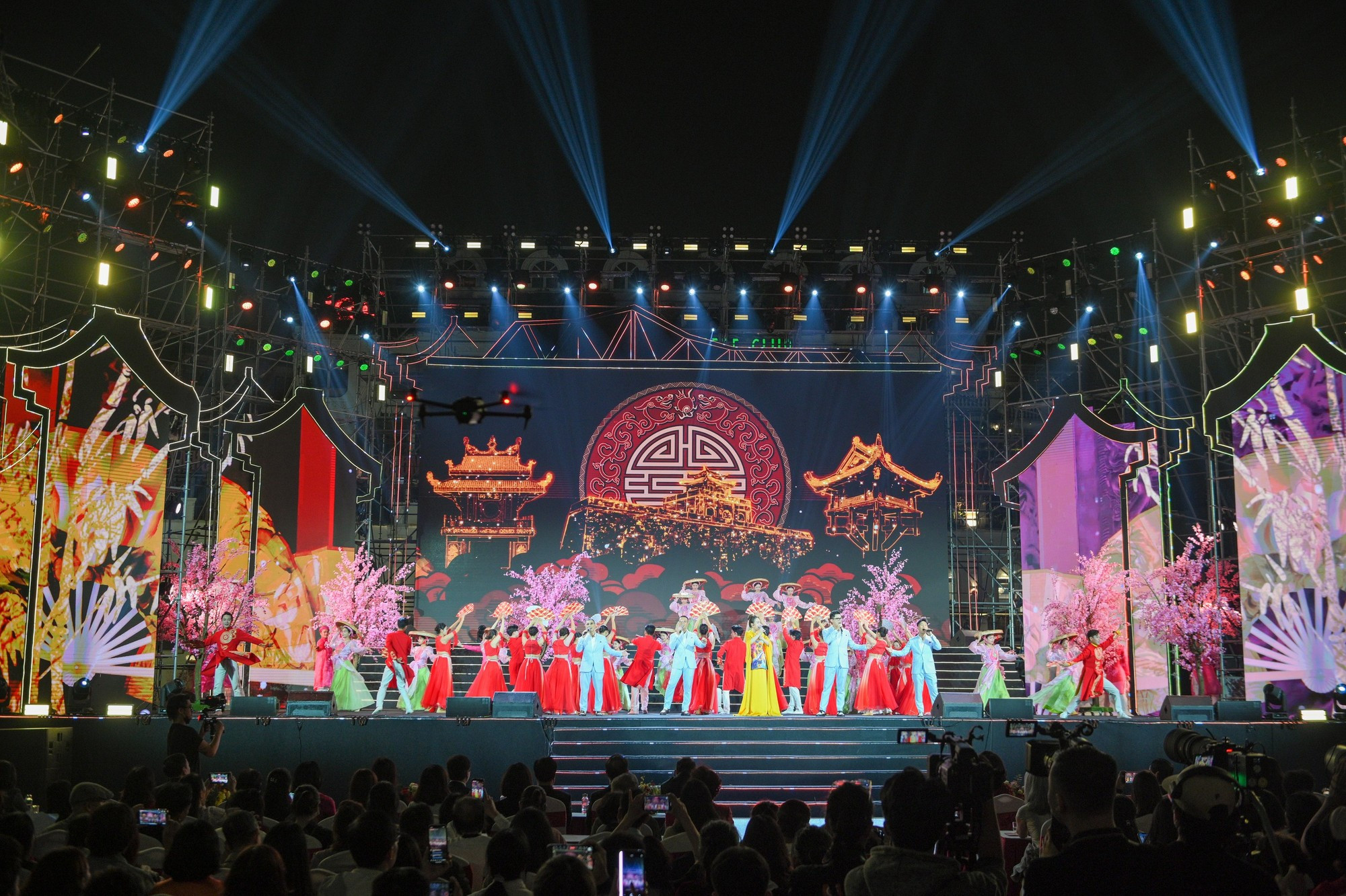 Al festival se le reconoce el mérito de ser un importante promotor de actividades culturales y artísticas y un puente entre el patrimonio y las creaciones contemporáneas. Su accionar propicia la difusión de las milenarias tradiciones culturales de la capital y la reafirmación de su estatus de Ciudad Creativa de la Unesco.