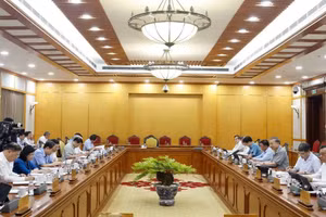 [Foto] Buró Político evalúa la implementación de Resolución 31 sobre el desarrollo de Ciudad Ho Chi Minh