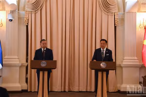 [Foto] Dirigentes de Vietnam y Tailandia celebran rueda de prensa 