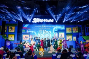 Vista de un reciente evento de promoción turística de Hanói. (Foto: Nhan Dan)