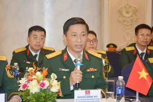 El titular del Departamento de Juventud de la Dirección General de Política del EPV, teniente coronel Nguyen Quang Huy. (Foto: qdnd.vn)