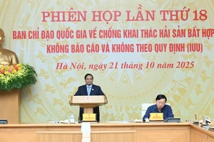 [Foto] Premier vietnamita preside reunión del Comité Directivo Nacional contra la pesca ilegal