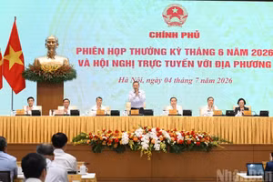 [Foto] Máximo dirigente de Vietnam asiste a la reunión ordinaria del Gobierno correspondiente a junio 