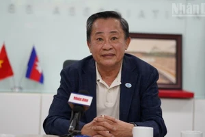 El presidente de la Asociación Empresarial Vietnam-Camboya, Oknha Leng Rithy, en conversaciones con el periódico Nhan Dan. (Foto: Nhan Dan)